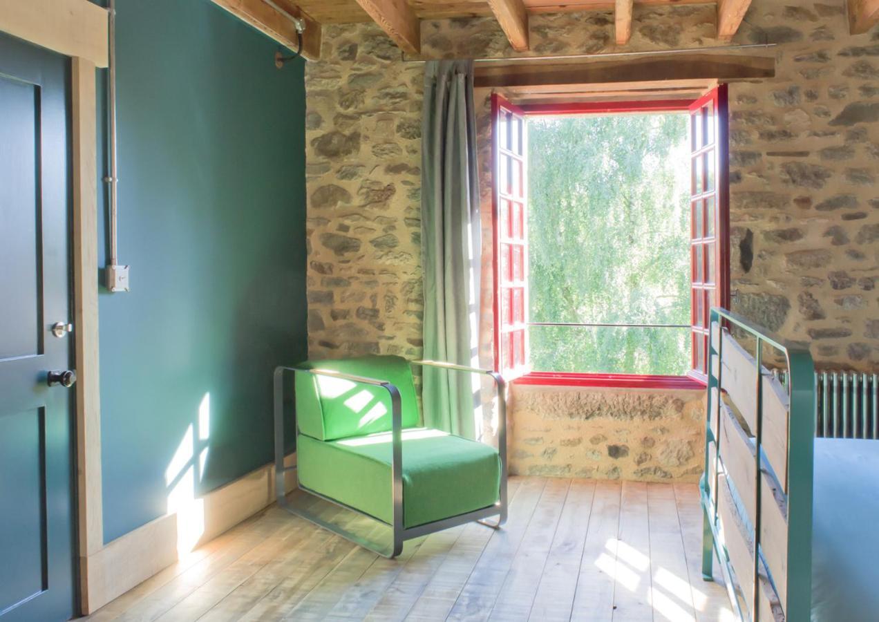 Le Moulin Du Mottay Panzió Évran Kültér fotó